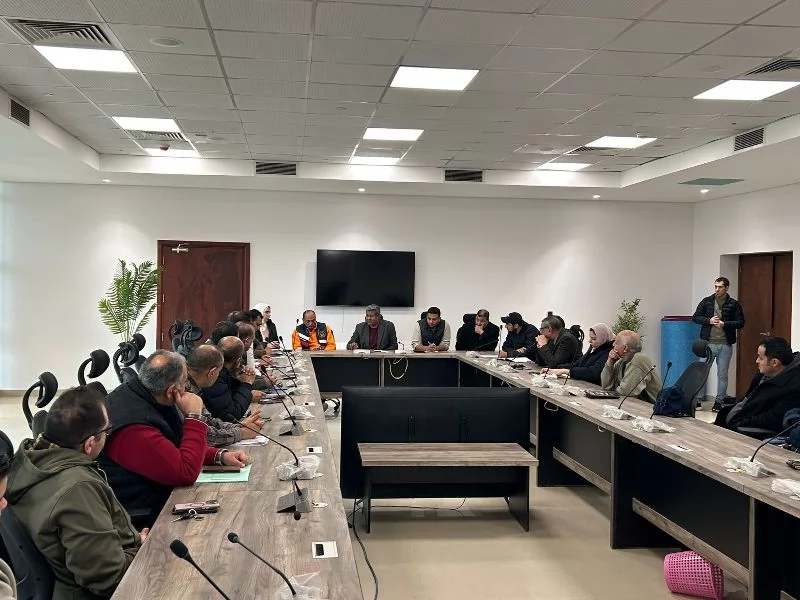 رئيس جهاز مدينة المنصورة الجديدة يستمع لمطالب السكان ومقترحاتهم